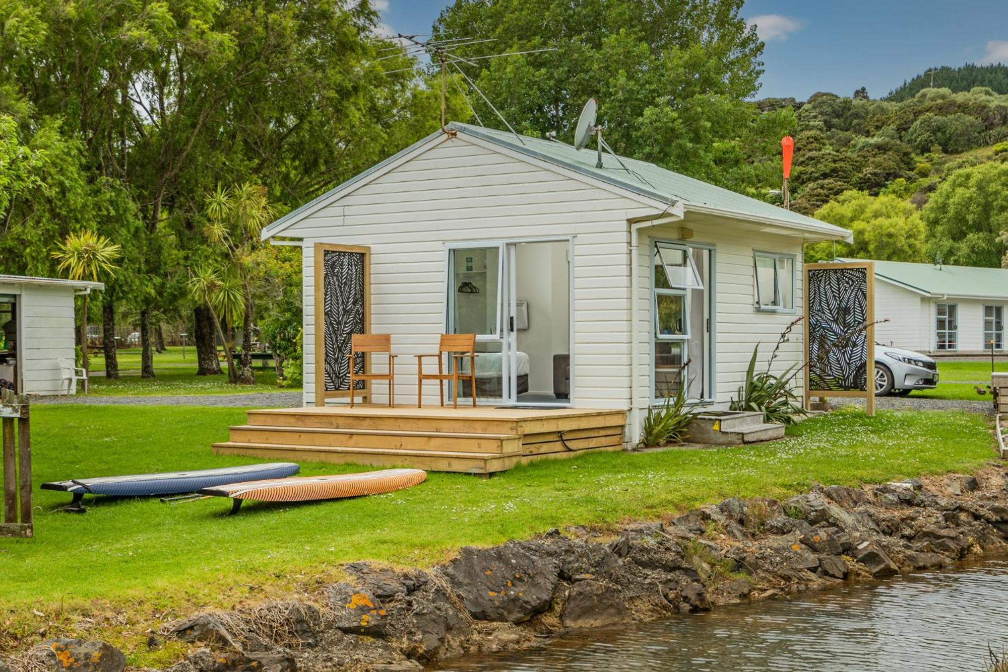 Coromandel Shelly Beach Top 10 Holiday Park Habitación foto
